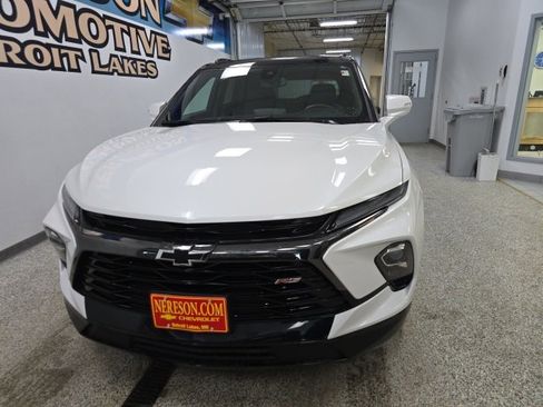 Used 2024 Chevrolet Blazer RS image 2