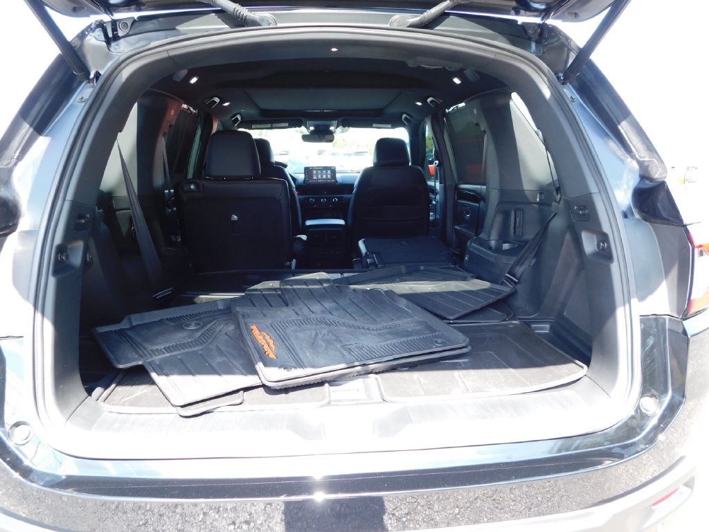Used 2025 Honda Pilot TrailSport image 29