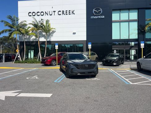 Used 2025 MAZDA CX-50 AWD 2.5 S w/ Select Package image 2