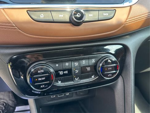 Used 2021 Buick Encore GX Essence w/ Advanced Technology Package AWD/4WD image 28