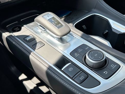Used 2027 INFINITI QX60 Pure w/ Cargo Package FWD image 18