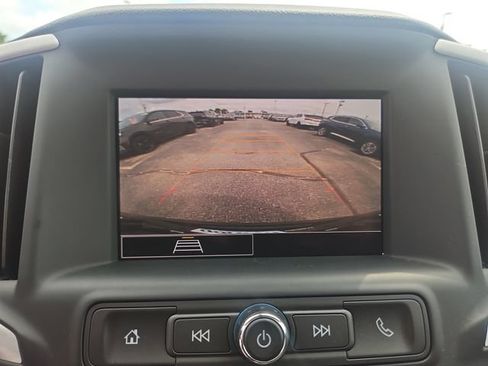 Used 2023 GMC Terrain SLE w/ Driver Convenience Package FWD image 21