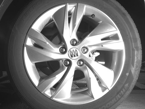 Used 2025 Buick Encore GX Preferred AWD/4WD image 14