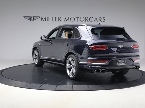 Certified 2024 Bentley Bentayga Extended Wheelbase image 3