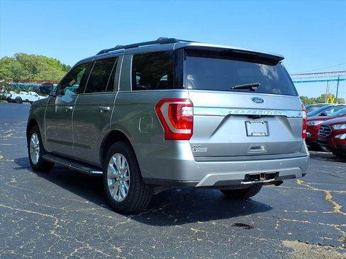 Used 2021 Ford Expedition XLT image 18