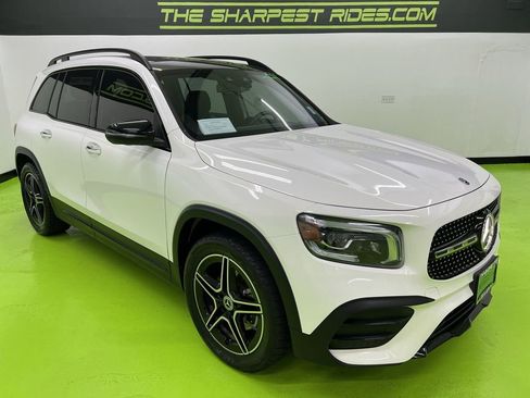 Used 2020 Mercedes-Benz GLB 250 4MATIC image 2