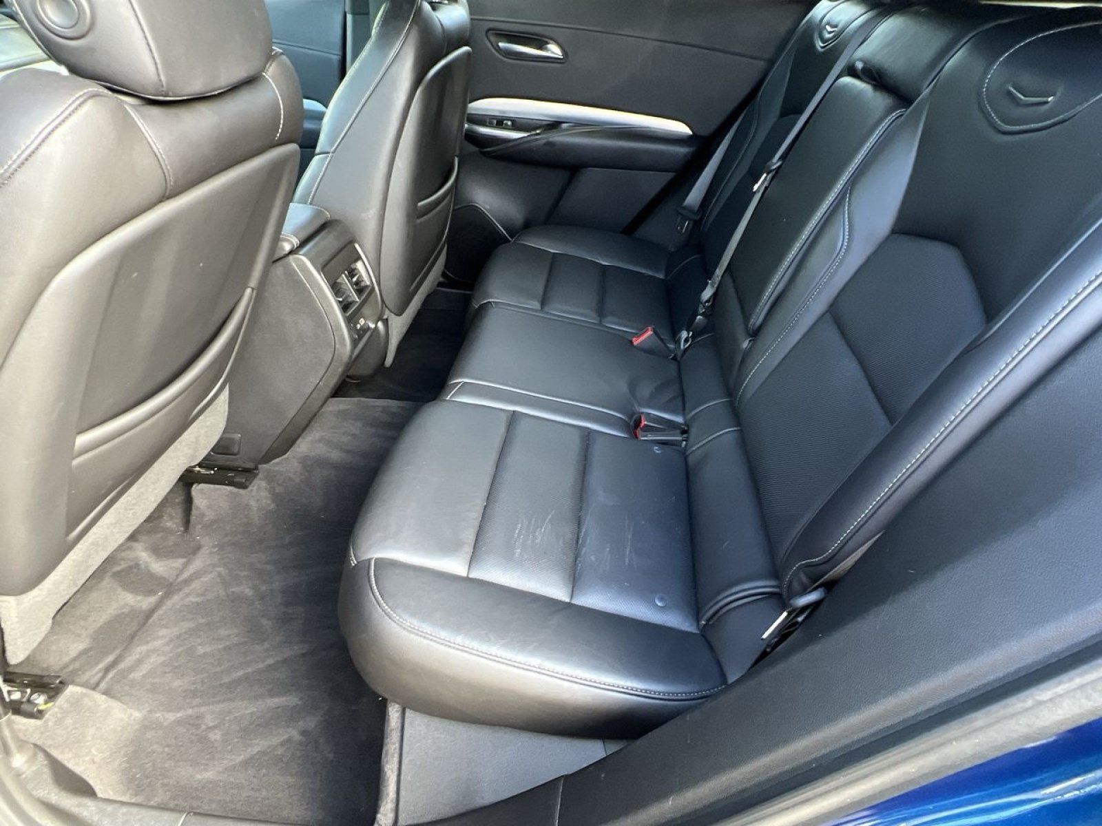 Used 2019 Cadillac XT4 Premium Luxury AWD/4WD image 22