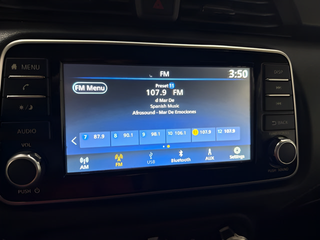 Used 2024 Nissan Versa S FWD image 19