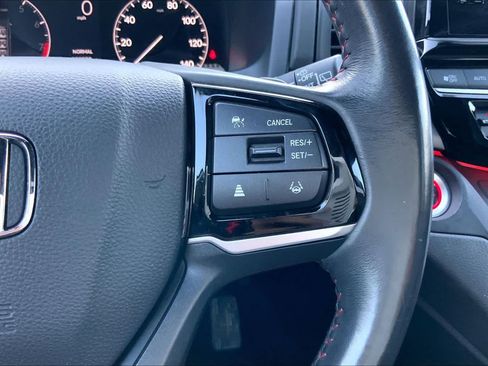 Used 2025 Honda Odyssey Sport-L image 25