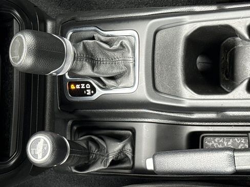 Used 2023 Jeep Wrangler Unlimited Sport AWD/4WD image 24