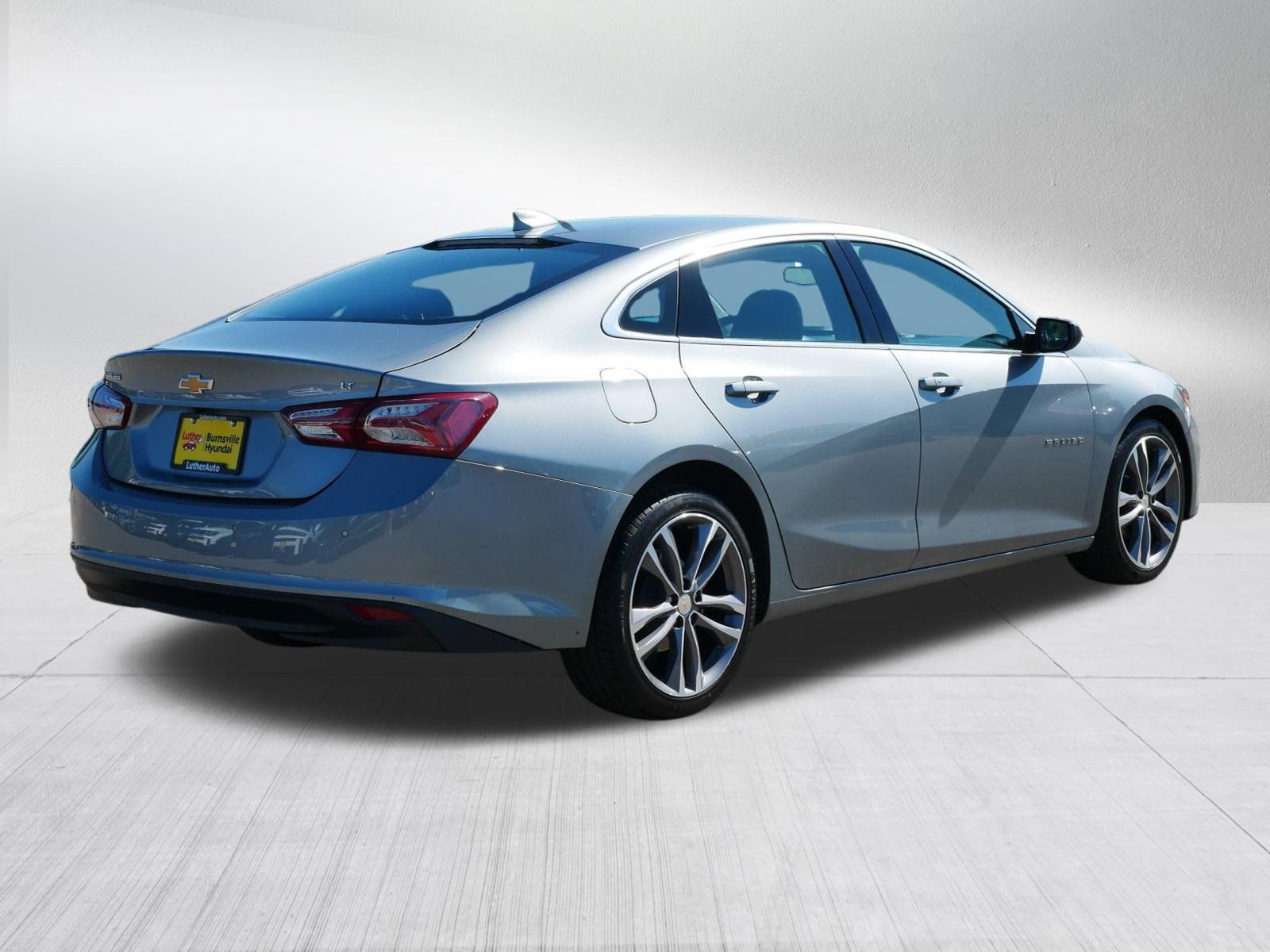 Used 2024 Chevrolet Malibu LT FWD image 7