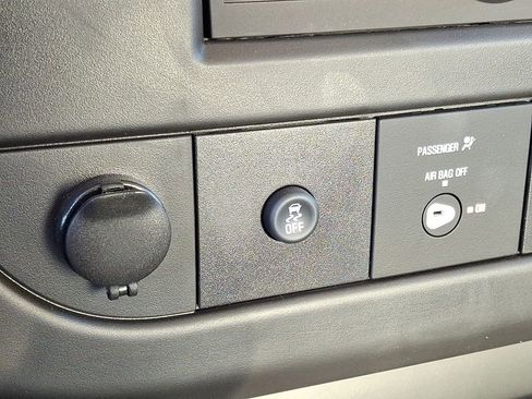 New 2025 Chevrolet Express 3500 w/ Power Convenience Package image 13