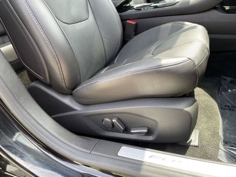 Used 2016 Ford Fusion Titanium AWD/4WD image 25