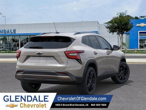 New 2026 Chevrolet Trax ACTIV w/ Sunroof Package image 4