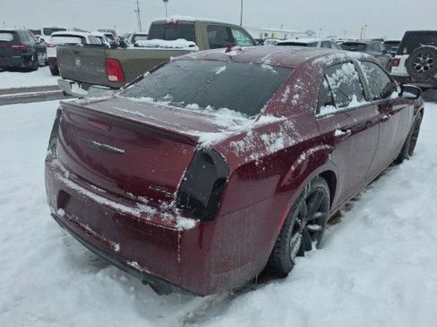 Used 2023 Chrysler 300 C image 3