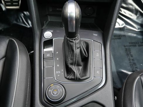 Used 2021 Volkswagen Tiguan SEL Premium R-Line AWD/4WD image 15