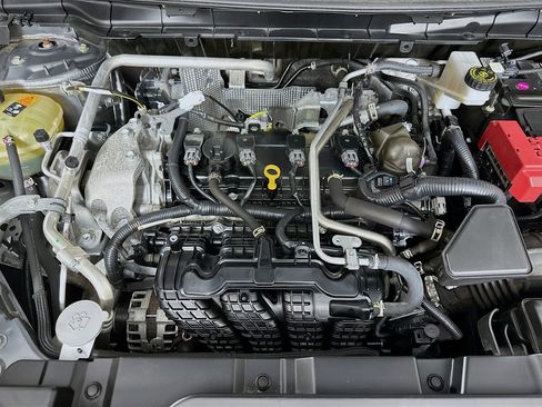 Used 2023 Mitsubishi Outlander SE image 35