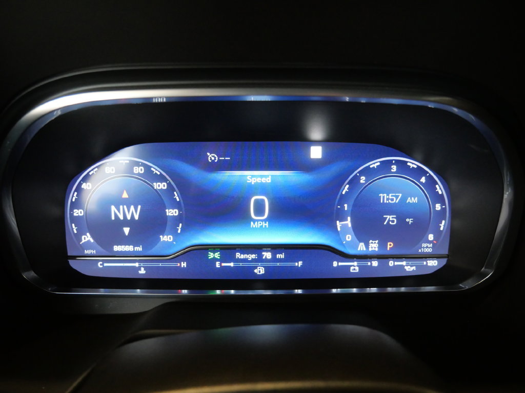 Used 2022 Chevrolet Suburban Z71 AWD/4WD image 19