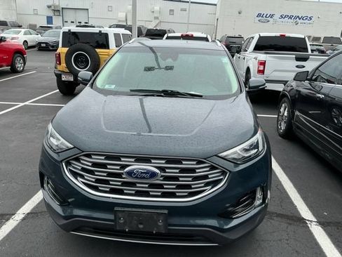 Used 2019 Ford Edge SEL w/ Equipment Group 201A AWD/4WD image 2