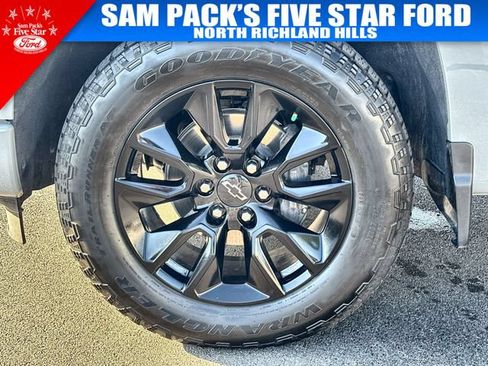 Used 2025 Chevrolet Silverado 1500 RST w/ Z71 Off-Road Package AWD/4WD image 19