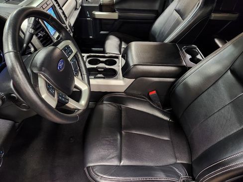 Used 2020 Ford F250 Lariat w/ Lariat Ultimate Package image 31