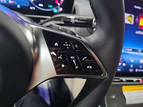 New 2026 Mercedes-Benz GLC 300 4MATIC image 18