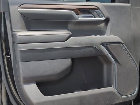 Used 2024 GMC Sierra 1500 Elevation AWD/4WD image 15