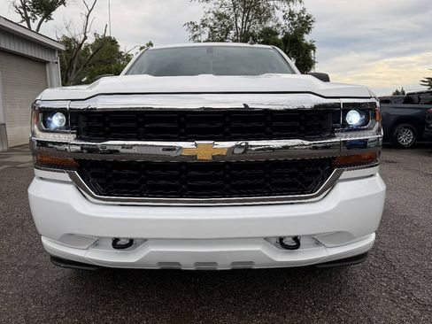 Used 2019 Chevrolet Silverado 1500 W/T w/ WT Convenience Package AWD/4WD image 2
