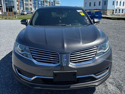 Used 2018 Lincoln MKX Reserve w/ Lincoln MKX Climate Package image 2