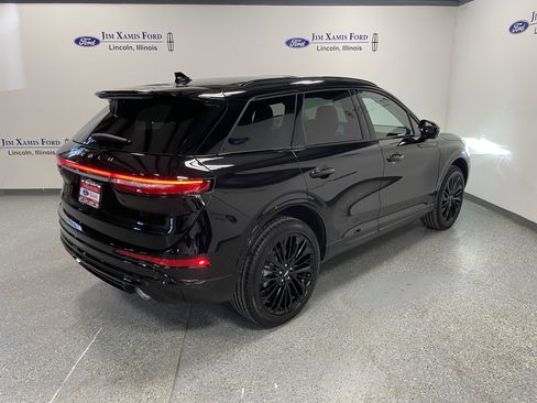 New 2025 Lincoln Corsair Reserve w/ Equipment Group 202A image 6