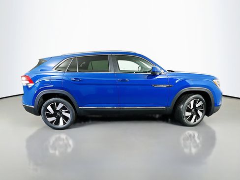 New 2025 Volkswagen Atlas Cross Sport SEL image 8