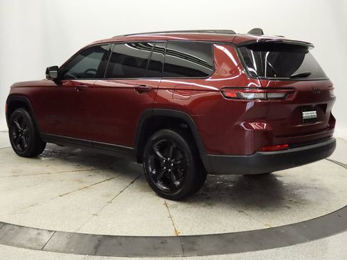Used 2023 Jeep Grand Cherokee L Laredo AWD/4WD image 3