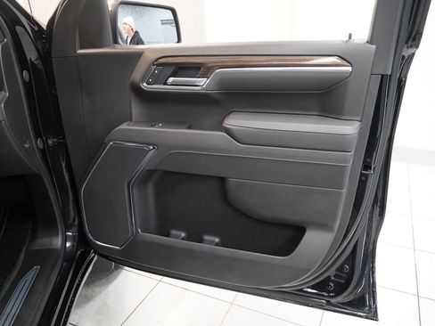 Used 2025 Chevrolet Silverado 1500 LT image 26