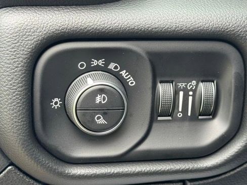 New 2026 RAM 1500 Laramie AWD/4WD image 13