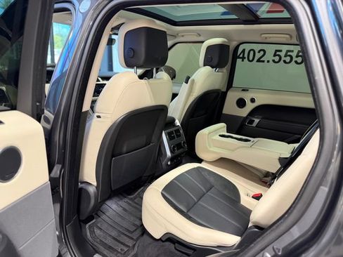Used 2022 Land Rover Range Rover Sport HST AWD/4WD image 23