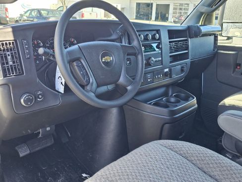 New 2024 Chevrolet Express 3500 w/ Power Convenience Package image 29