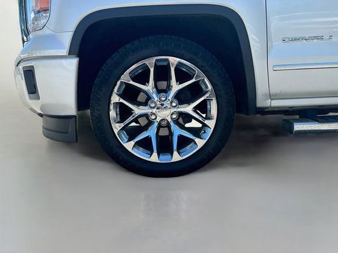 Used 2015 GMC Sierra 1500 Denali AWD/4WD image 33