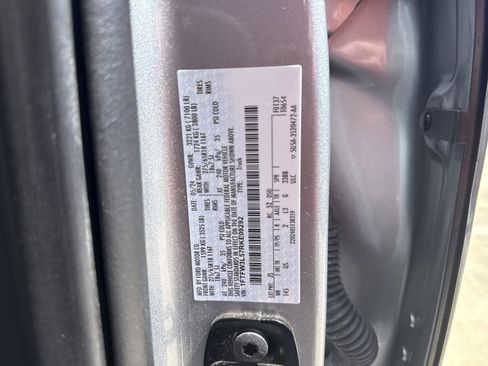 Used 2024 Ford F150 XLT w/ Equipment Group 302A MID image 32