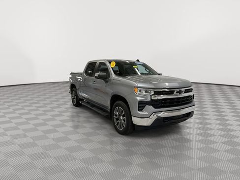 Certified 2024 Chevrolet Silverado 1500 LT image 2