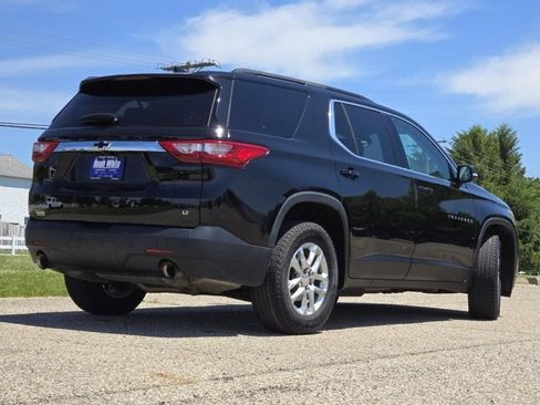 Used 2019 Chevrolet Traverse LT w/ LPO, Floor Liner Package FWD image 16