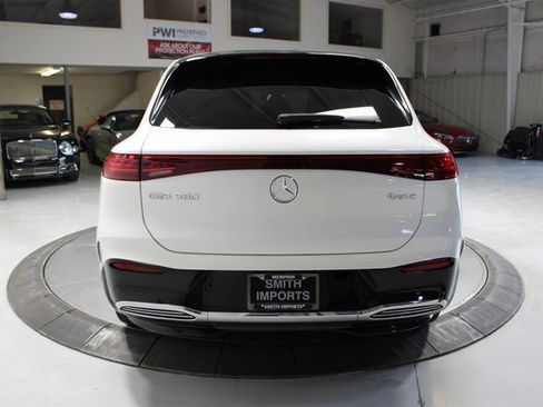Used 2023 Mercedes-Benz EQS 580 4MATIC SUV image 5