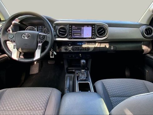 Used 2022 Toyota Tacoma SR5 AWD/4WD image 15