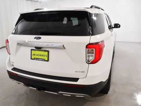 Used 2022 Ford Explorer XLT w/ Equipment Group 202A AWD/4WD image 12