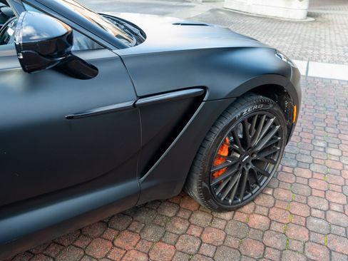 Used 2022 Aston Martin DBX image 8