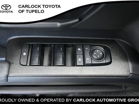 Used 2025 Toyota 4Runner SR5 AWD/4WD image 24