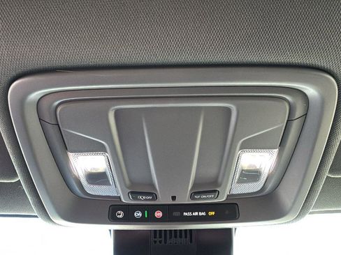 New 2026 GMC Sierra 1500 Elevation image 21