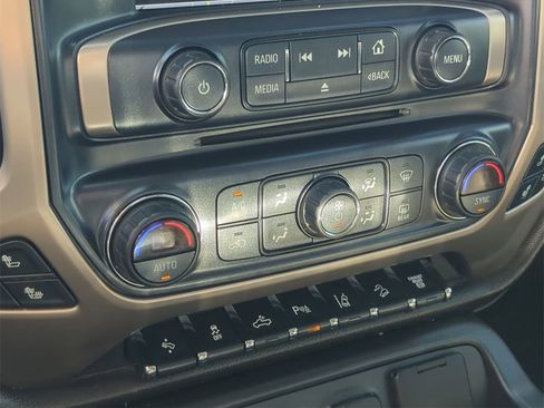 Used 2018 GMC Sierra 3500 Denali w/ Duramax Plus Package image 12