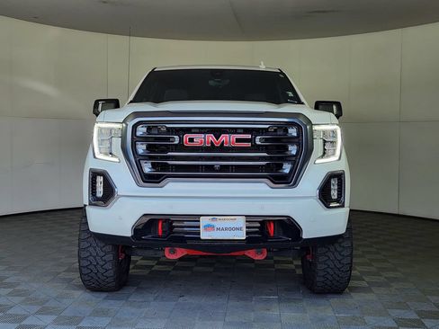 Used 2022 GMC Sierra 1500 AT4 w/ AT4 Premium Package AWD/4WD image 2