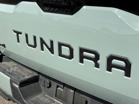 Used 2024 Toyota Tundra Platinum AWD/4WD image 10