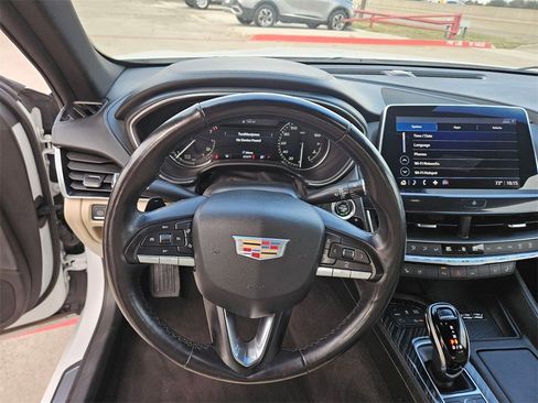 Used 2023 Cadillac CT5 Luxury image 17